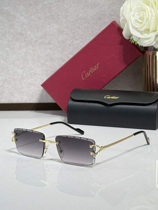 Picture of Cartier Sunglasses _SKUfw77816343fw